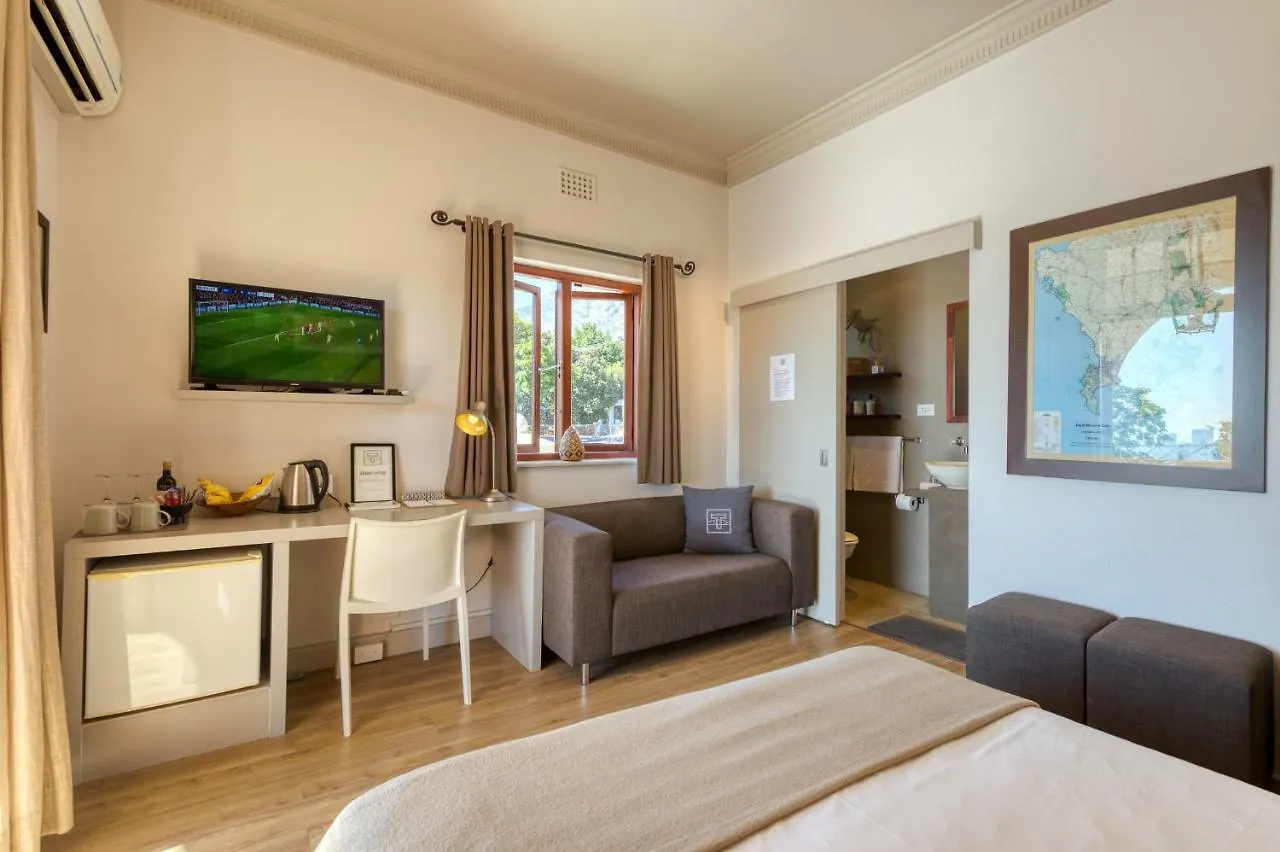 ***** Guest house De Tafelberg Guesthouse Cape Town South Africa