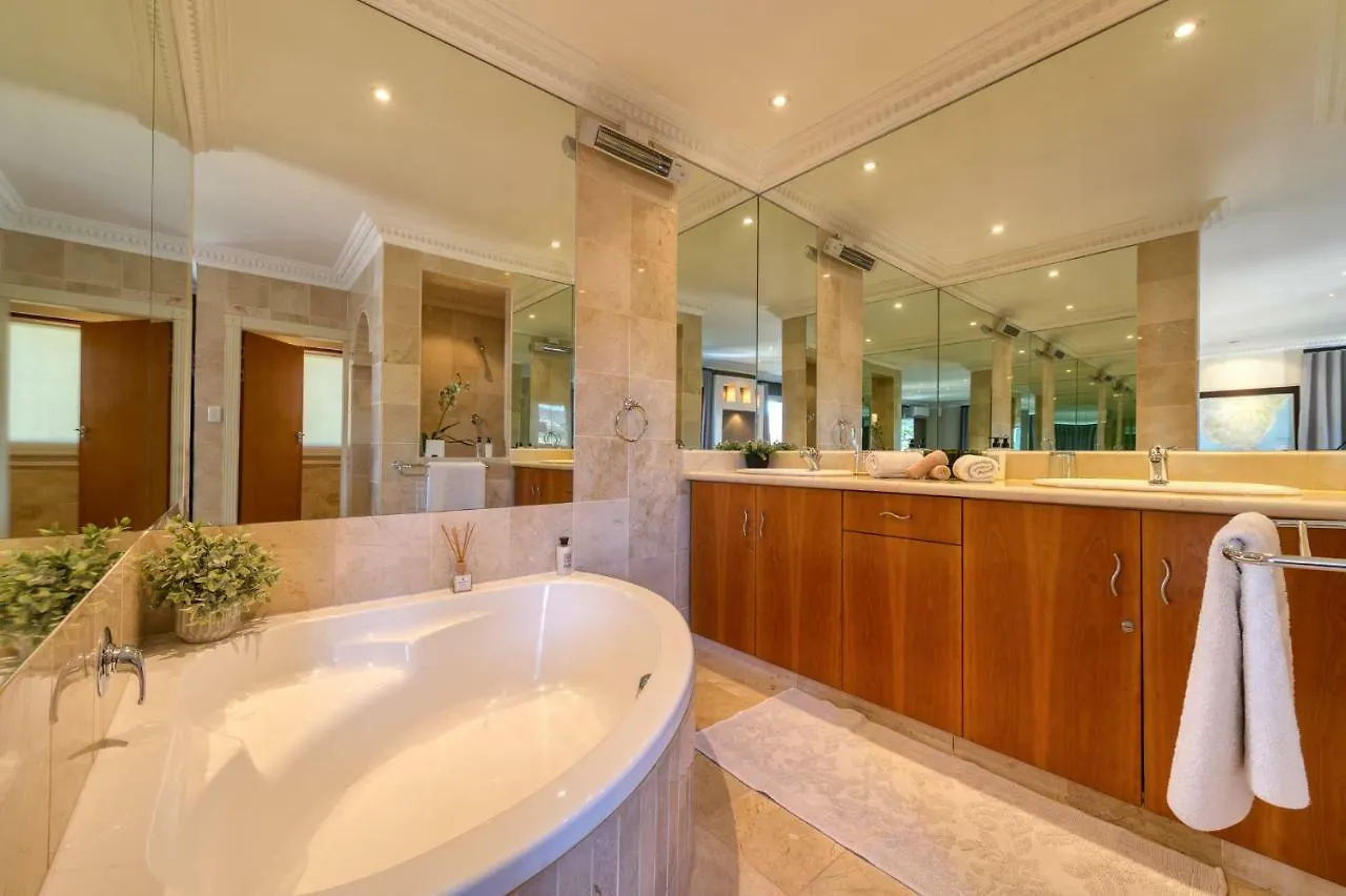 Guest house De Tafelberg Guesthouse Cape Town